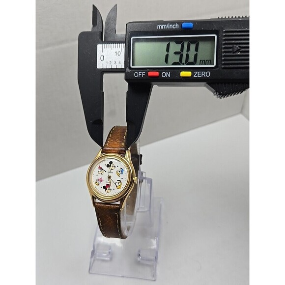 Rare Lorus Mickey & Pals Watch Gold Tone New Battery Leather Disney Characters main image 5